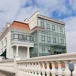 Готель Kadorr & 5*