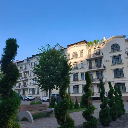 Hotel Kadorr & 5*