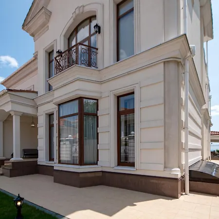 Kadorr Hotel Resort & Spa