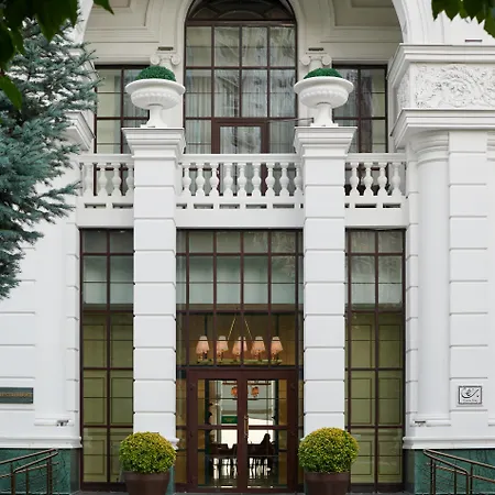 Kadorr Hotel Resort & Spa Hotel