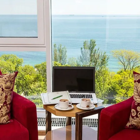 Hotel Kadorr Hotel Resort & Spa 5*