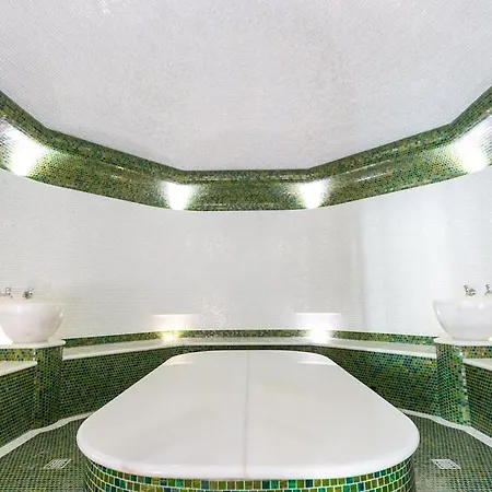 Hotel Kadorr Hotel Resort & Spa 5*
