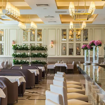 Kadorr & Hotel 5*