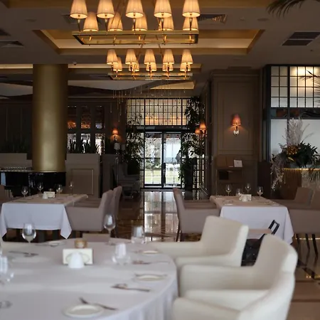 Kadorr Hotel Resort & Spa Otel 5*