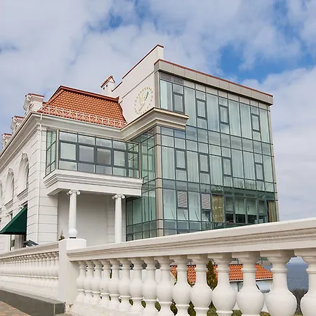 Otel Kadorr Hotel Resort & Spa 5*