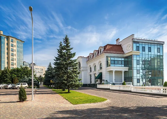 Kadorr Hotel Resort & Spa